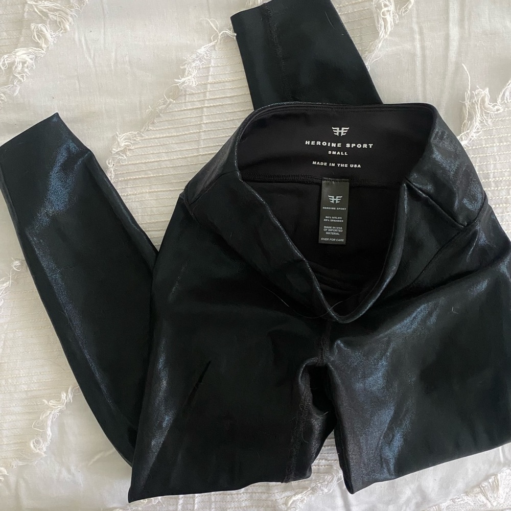 Heroine Sport pleather leggings